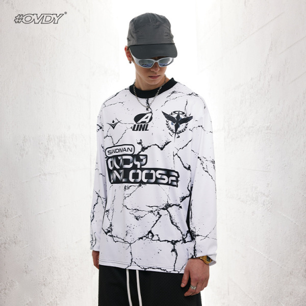 Long-sleeved street round neck couple T-shirt for men and women 53